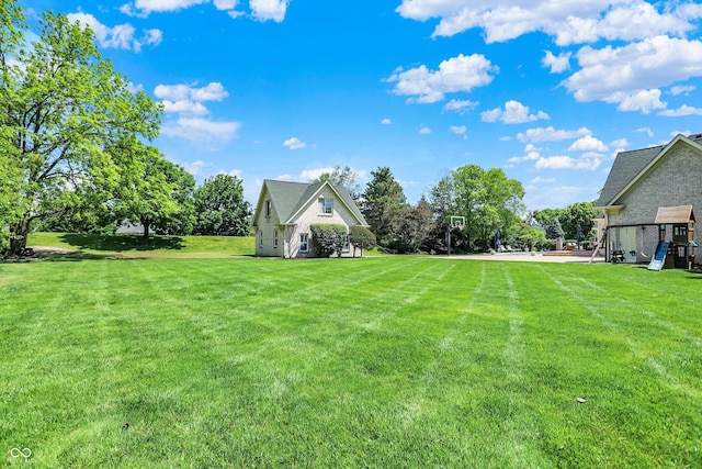 3398 Nottinghill Blvd, Plainfield, IN 46168 - view of grassy yard