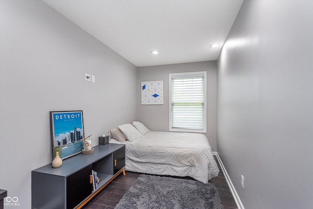 2436 Gwinnett St, Carmel, IN 46032 - bedroom with dark wood-style floors, recessed lighting, and baseboards