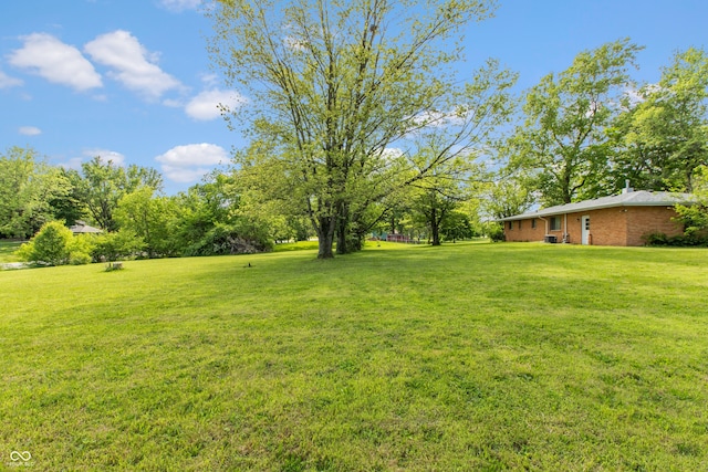 6498 N County Road 475 E, Pittsboro, IN 46167 - view of green lawn
