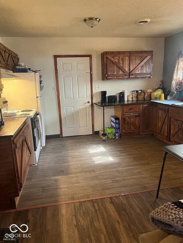 1732 Noble St, Anderson, IN 46016 - photo 37