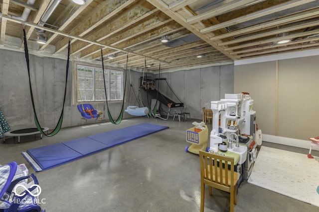 7648 Killarney Dr, Indianapolis, IN 46217 - view of below grade area