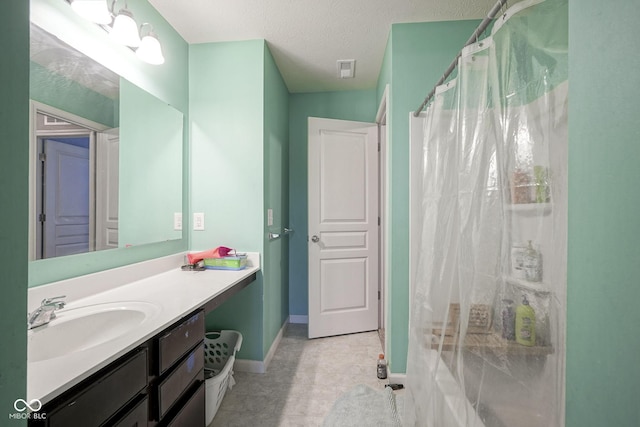 5374 John Quincy Adams Ct, Plainfield, IN 46168 - full bath with baseboards, vanity, a shower with shower curtain, and a textured ceiling