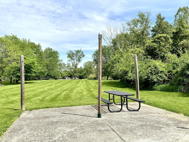 252 Patriots Lndg, Fillmore, IN 46128 - view of property's community with a yard and view of scattered trees