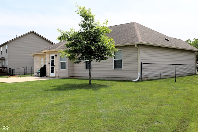 994 Youngs Creek Dr, Franklin, IN 46131 - back of property featuring a patio area and roof with shingles