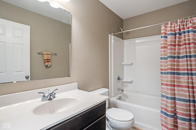 2626 Solidago Dr, Plainfield, IN 46168 - full bath with toilet, vanity, and shower / tub combo