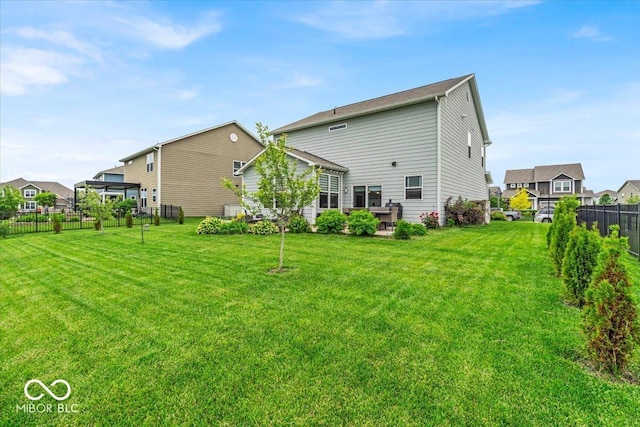 13495 Forest Glade Dr, Fishers, IN 46037 - rear view of house featuring a residential view