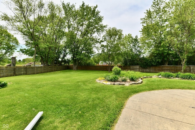 18906 Crestview Ct, Westfield, IN 46074 - view of yard