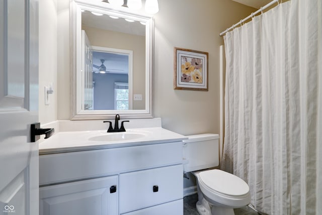 9154 Sargent Manor Ct, Indianapolis, IN 46256 - bathroom featuring vanity, toilet, ceiling fan, and curtained shower