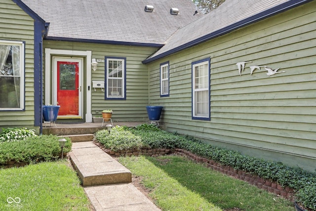6210 Mckinley Ct, Indianapolis, IN 46220 - property entrance with roof with shingles
