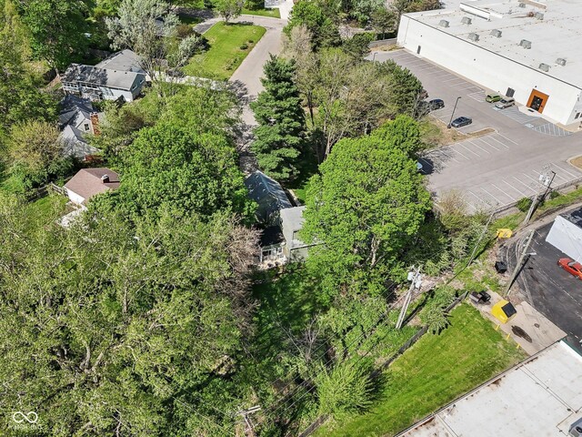 6210 Mckinley Ct, Indianapolis, IN 46220 - drone / aerial view
