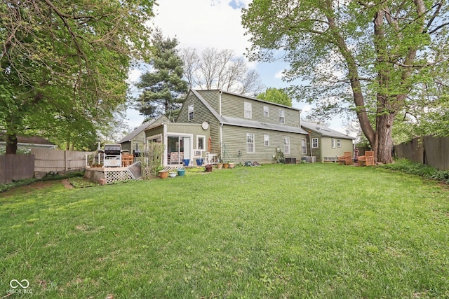 6210 Mckinley Ct, Indianapolis, IN 46220 - back of house featuring a deck