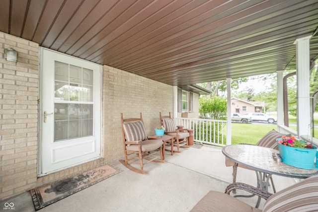 2900 Helms Rd, Anderson, IN 46016 - view of covered porch