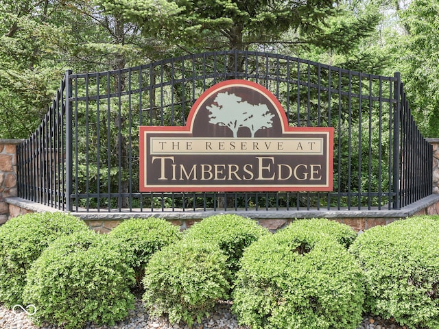 811 Gazebo Way, Greenwood, IN 46142 - view of community / neighborhood sign