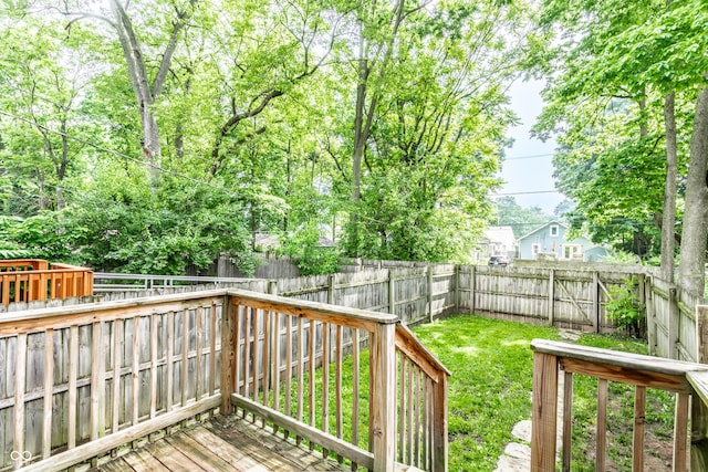 4409 N College Ave, Indianapolis, IN 46205 - view of deck