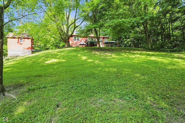 1712 S Flatrock River Rd, Rushville, IN 46173 - view of green lawn