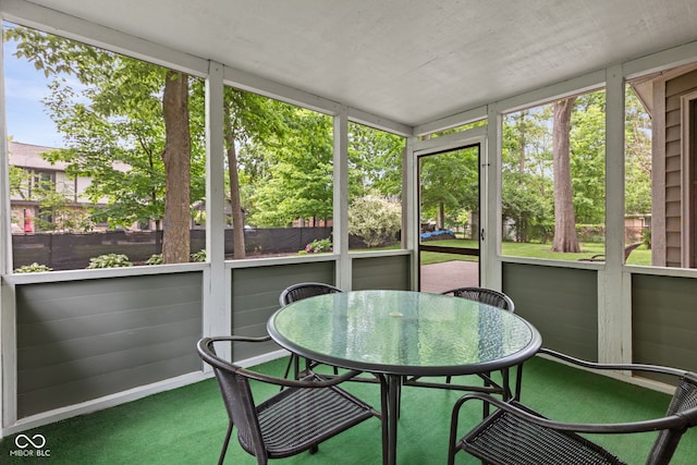 8934 Pinyon Ct, Indianapolis, IN 46260 - sunroom with outdoor dining area