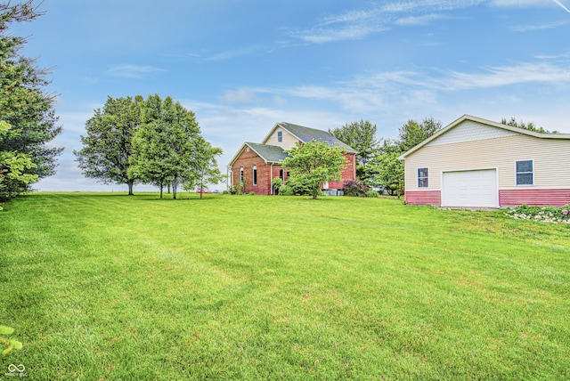 7333 State Road 42, Martinsville, IN 46151 - view of green lawn featuring a garage
