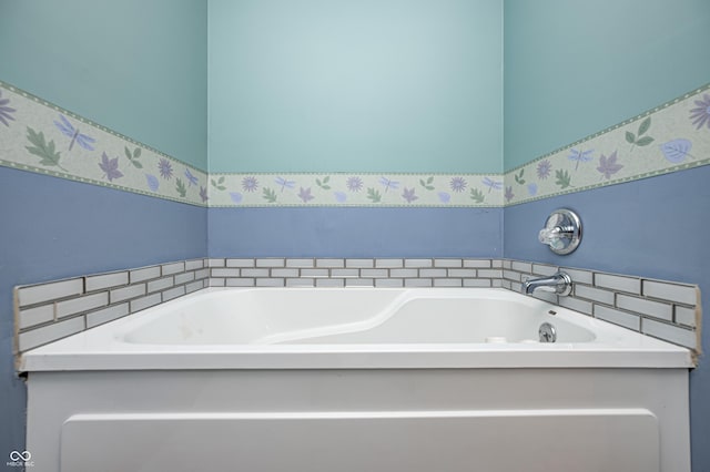 7333 State Road 42, Martinsville, IN 46151 - bathroom with a garden tub