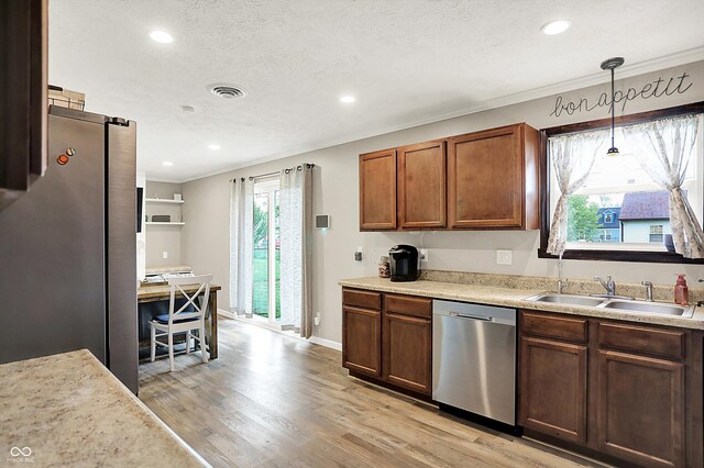 200 Forum Dr, Whiteland, IN 46184 - kitchen featuring stainless steel appliances, ornamental molding, recessed lighting, light wood finished floors, and light countertops