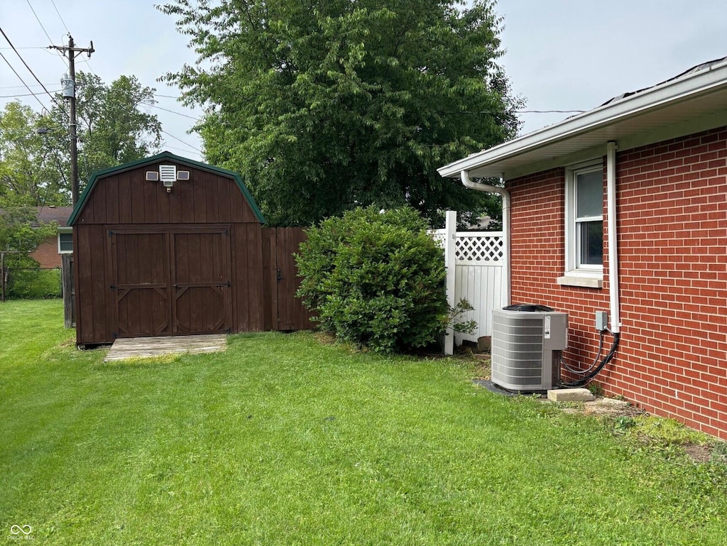 1422 Dallas Dr, Plainfield, IN 46168 - view of yard with cooling unit