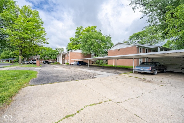 6 Heritage Dr, Terre Haute, IN 47803 - view of covered parking lot