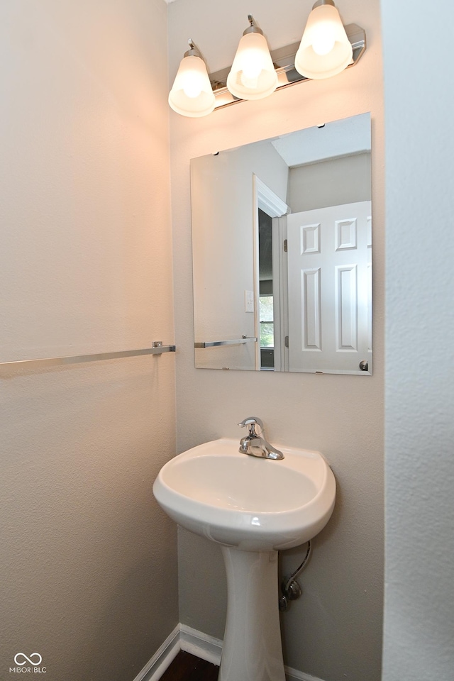 9206 Huntleigh Cir, Plainfield, IN 46168 - view of bathroom
