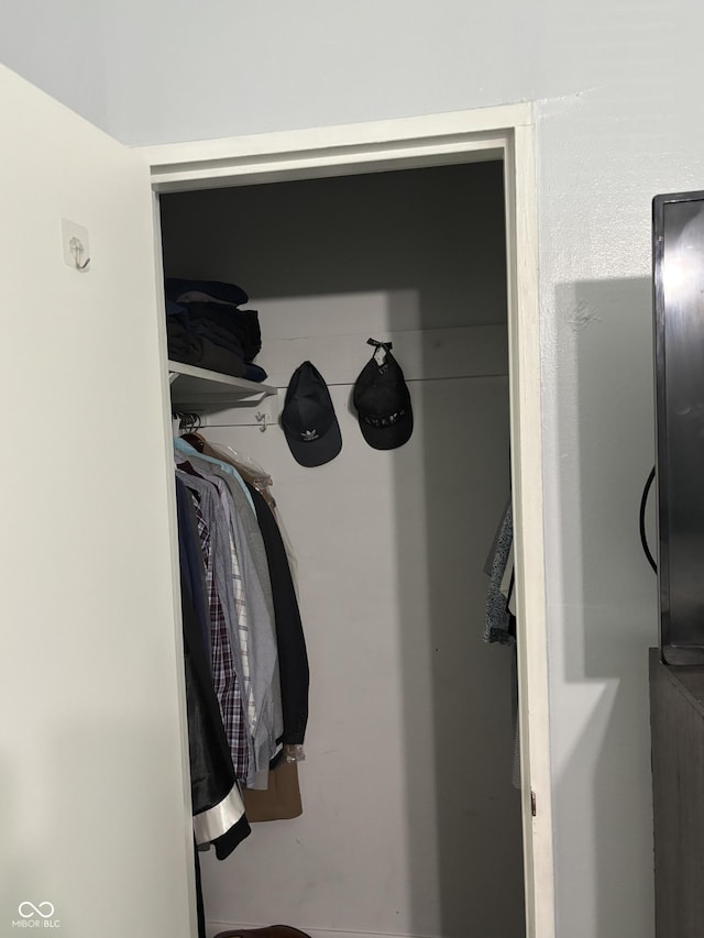 3031 W 18th St, Indianapolis, IN 46222 - view of closet