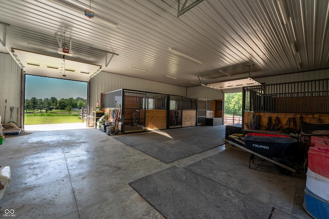 10104 E 850 S, Elizabethtown, IN 47232 - view of stable