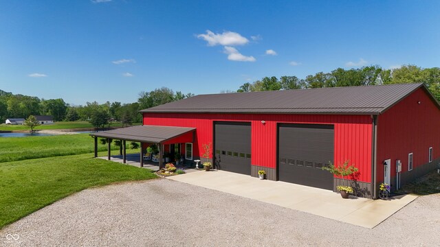 10104 E 850 S, Elizabethtown, IN 47232 - detached garage featuring a water view
