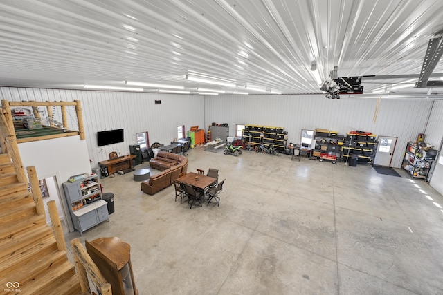 10104 E 850 S, Elizabethtown, IN 47232 - garage featuring a garage door opener