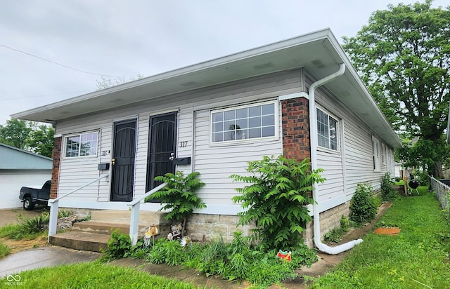 315 S Rural St, Indianapolis, IN 46201 - view of front of property with entry steps