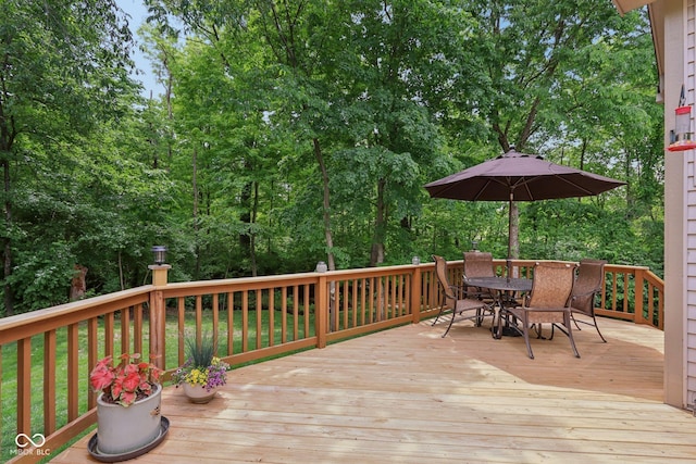 10759 Sawgrass Dr, Fishers, IN 46037 - wooden terrace featuring outdoor dining space