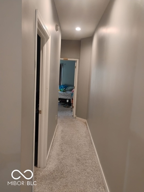 639 N Hamilton Ave, Indianapolis, IN 46201 - hall with carpet floors, baseboards, and recessed lighting