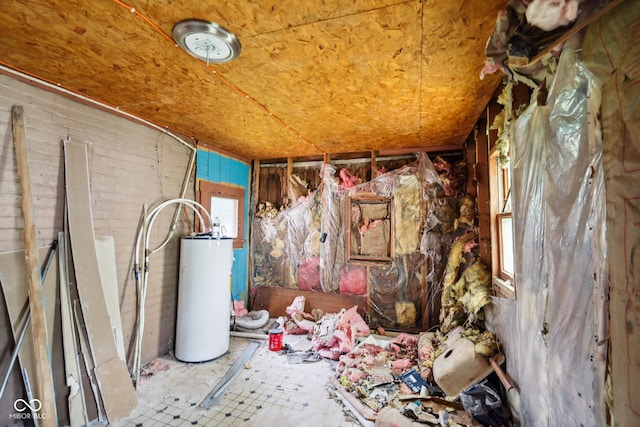 1514 W 2nd St, Marion, IN 46952 - miscellaneous room with water heater