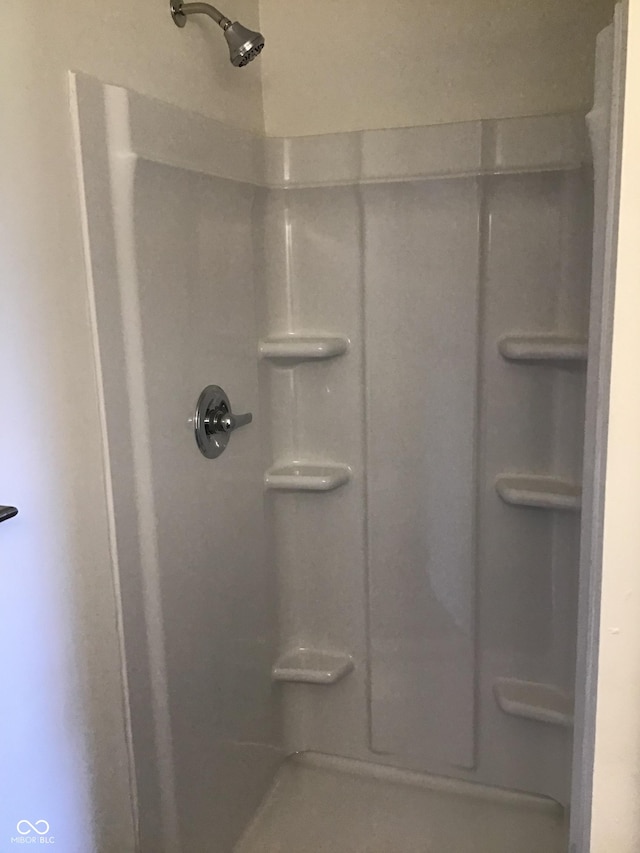 6070 Southbay Dr, Indianapolis, IN 46250 - bathroom featuring a stall shower