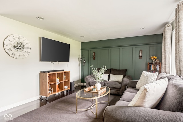 800 E 104th St, Carmel, IN 46280 - living room featuring baseboards, dark wood-type flooring, and recessed lighting