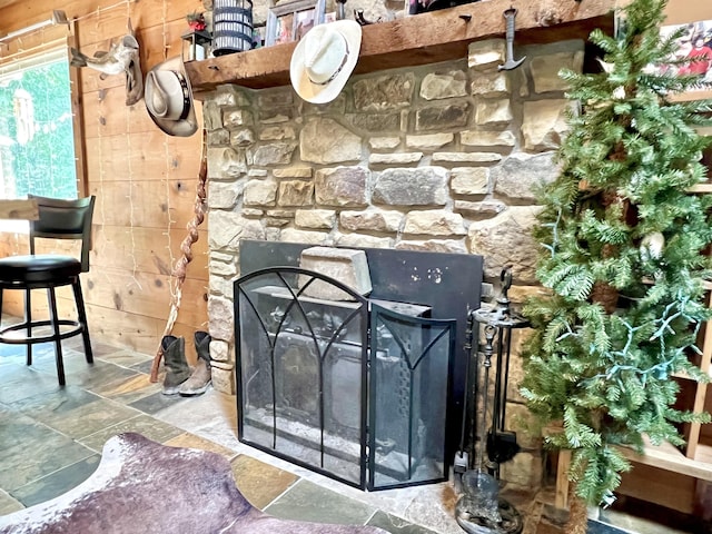 6774 S Becks Grove Rd, Freetown, IN 47235 - detailed view of a fireplace
