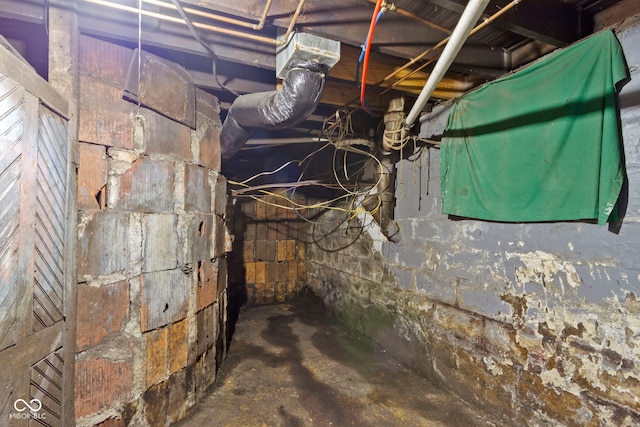 1021 W 37th St, Indianapolis, IN 46208 - unfinished below grade area featuring concrete block wall
