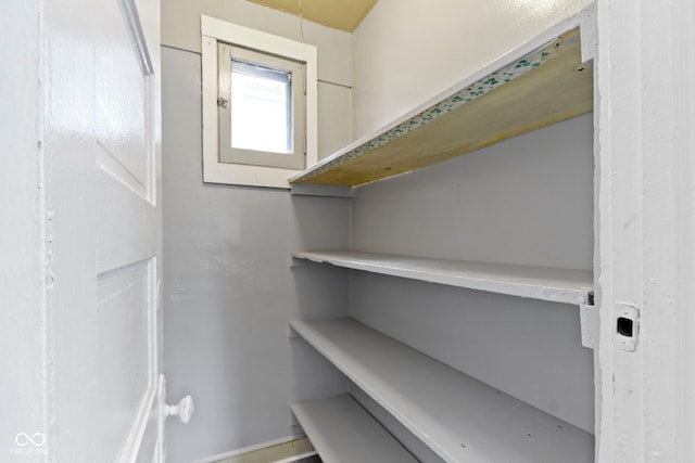 1021 W 37th St, Indianapolis, IN 46208 - view of pantry