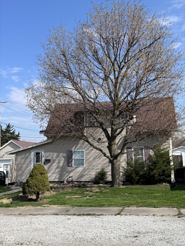 2208 S F St, Elwood, IN 46036 - view of front of home featuring a front lawn