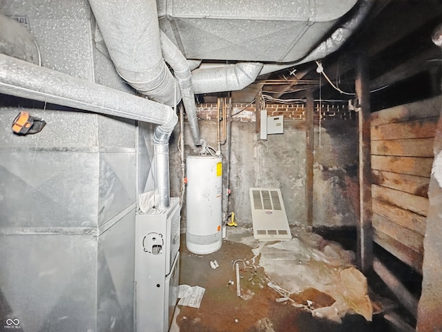 526 N Centennial St, Indianapolis, IN 46222 - utility room featuring gas water heater