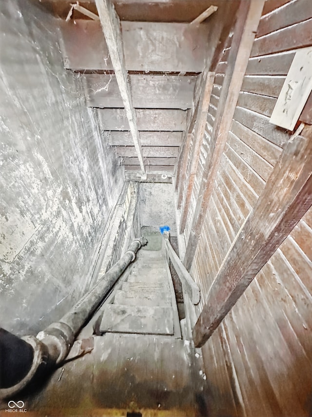 526 N Centennial St, Indianapolis, IN 46222 - view of staircase