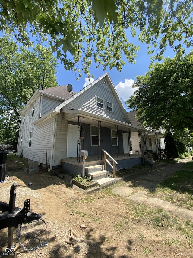 653 Birch Ave, Indianapolis, IN 46221 - view of front of house with a porch