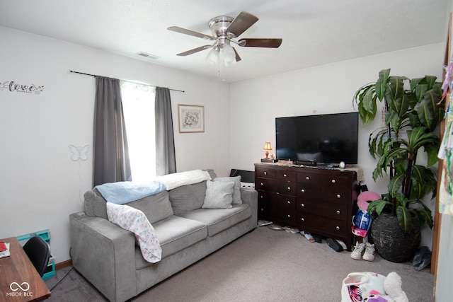 540 Cahill Ln, Indianapolis, IN 46214 - living area featuring ceiling fan and carpet floors