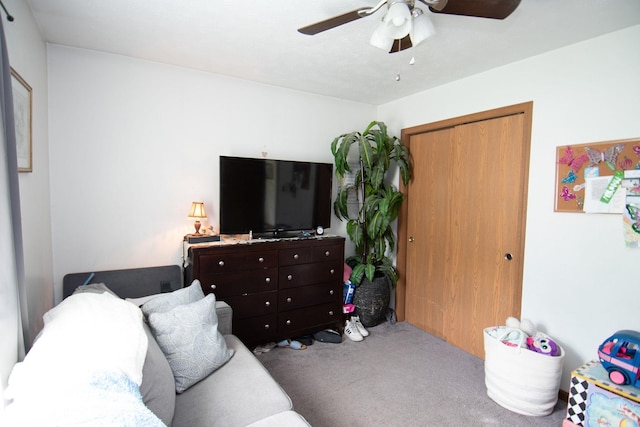 540 Cahill Ln, Indianapolis, IN 46214 - carpeted living area featuring ceiling fan