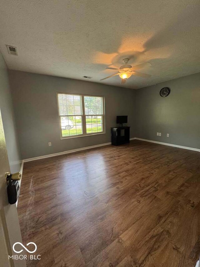 7548 Briarstone Dr, Indianapolis, IN 46227 - photo 6