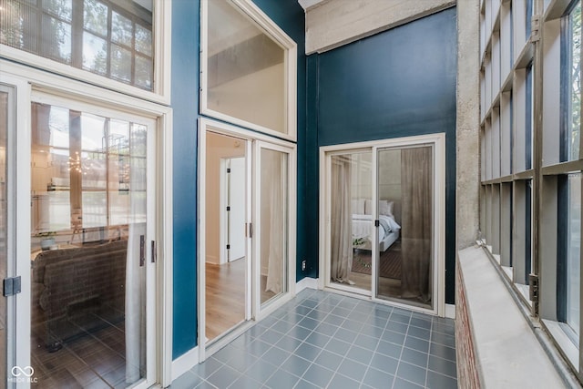 611 N Park Ave Unit 108, Indianapolis, IN 46204 - view of unfurnished sunroom