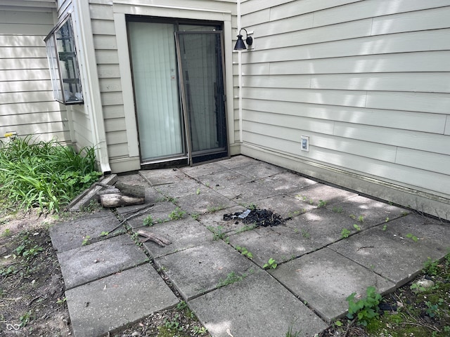 5711 Bradston Way, Indianapolis, IN 46237 - view of patio / terrace