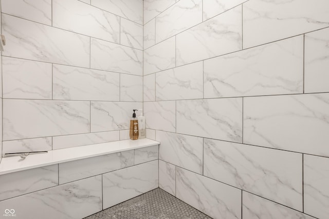 12539 Pebblepointe Pass, Carmel, IN 46033 - full bath featuring a tile shower
