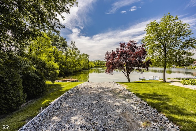 719 E New Rd, Greenfield, IN 46140 - view of community with a water view and a yard
